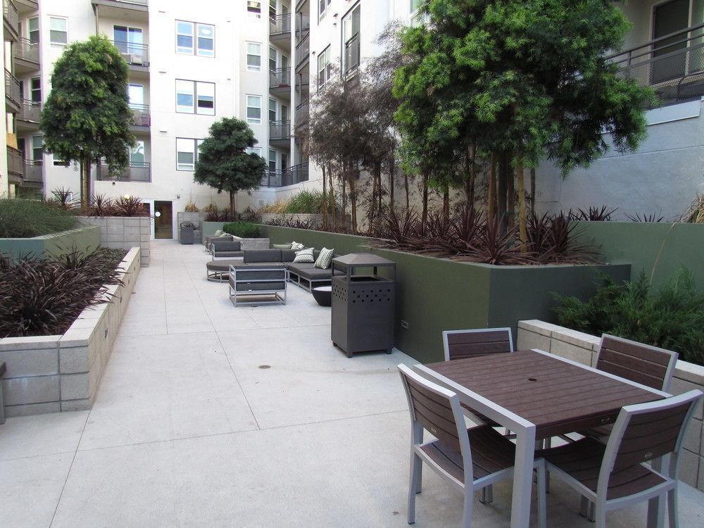 Miracle Mile Apartments With Full Amenities Apartment Los Angeles