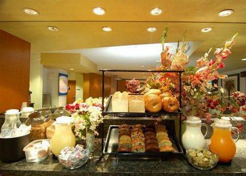 Solaire Angeles Hotel 2*