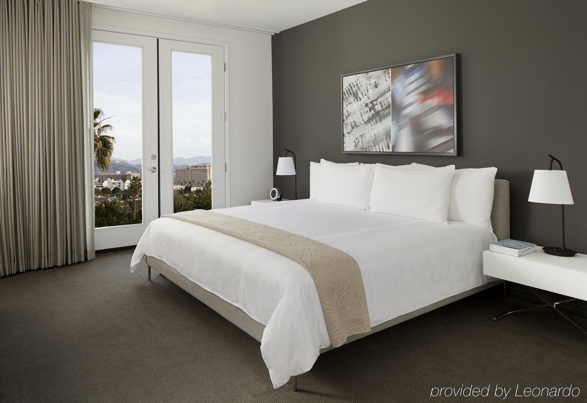 Aka Beverly Hills Aparthotel 4*