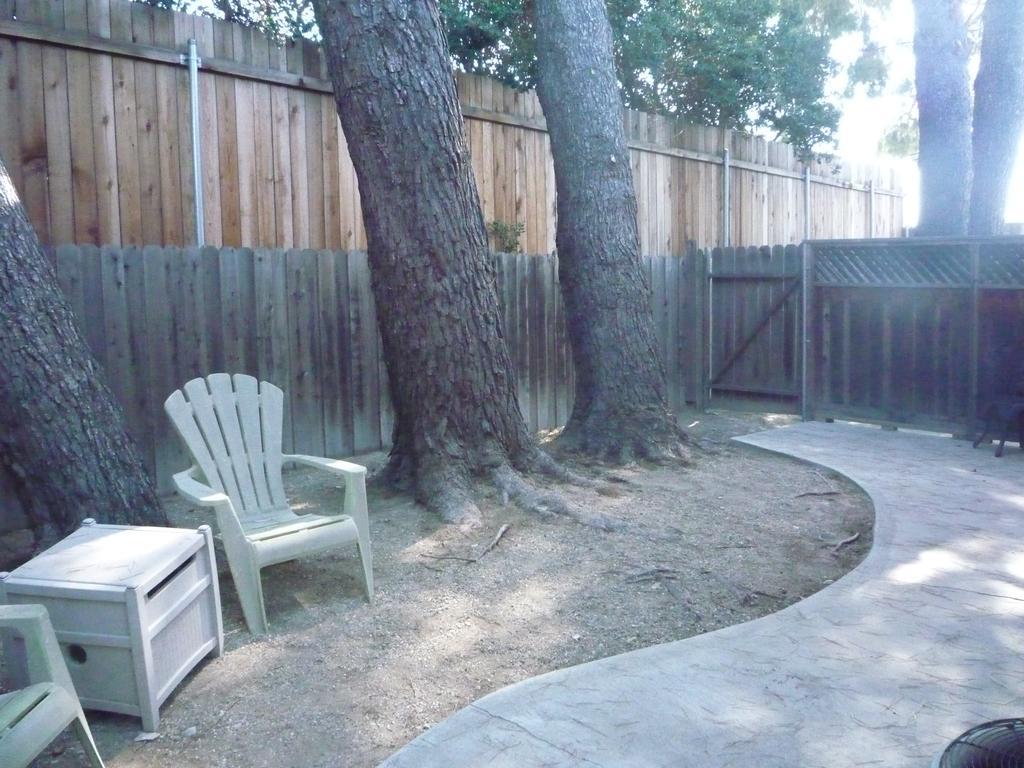 Woodland Hills Calabasas Guesthouses