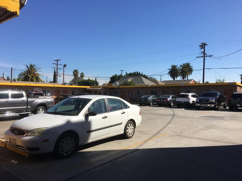 Piper - Angeles Motel