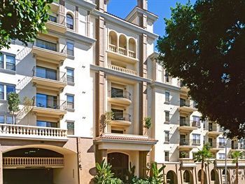 Sunshine At The Piero *