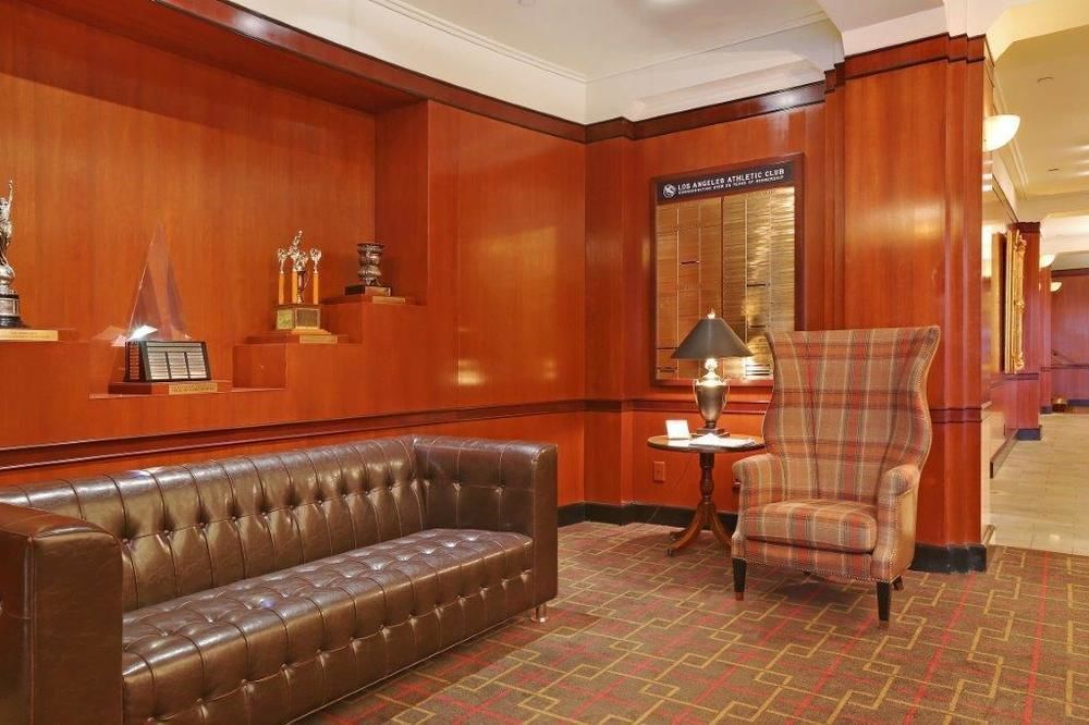 Angeles Athletic Club Hotel