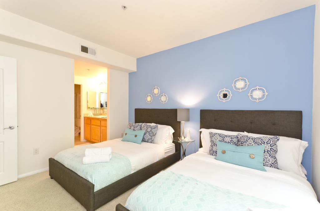 Popular Downtown La Bellagio Apartment Los Angeles