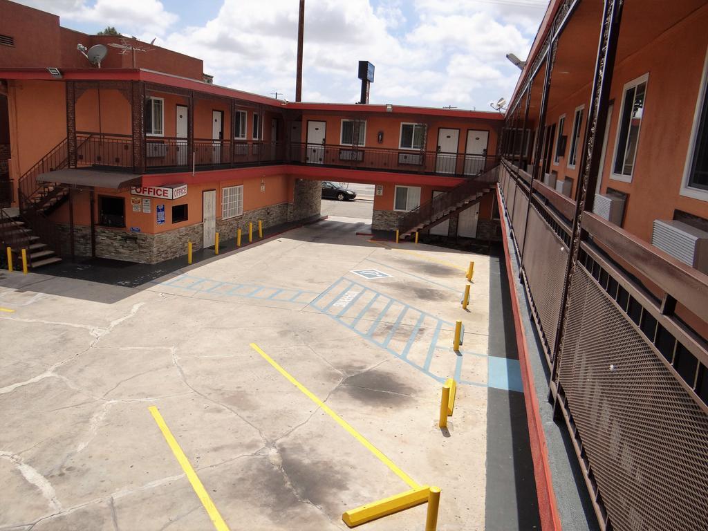 Travel Inn * Los Angeles
