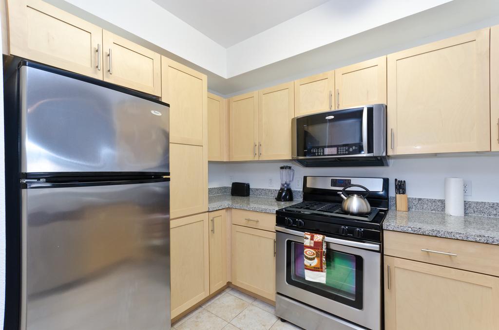 Apartment Hollywood Blvd Stars *