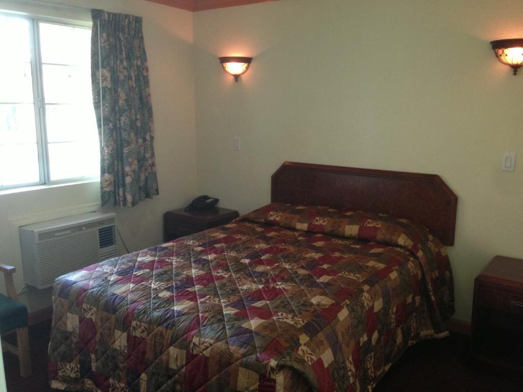 Travel Inn Los Angeles