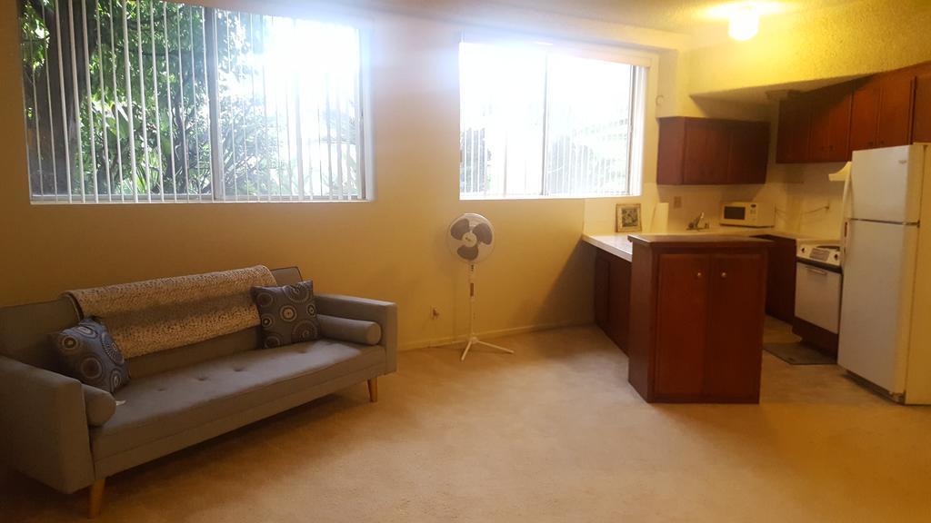Great Getaway Steps To Bev Hills Los Angeles