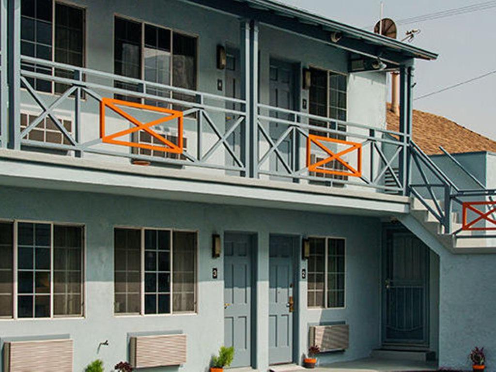 Hotel Jerry's