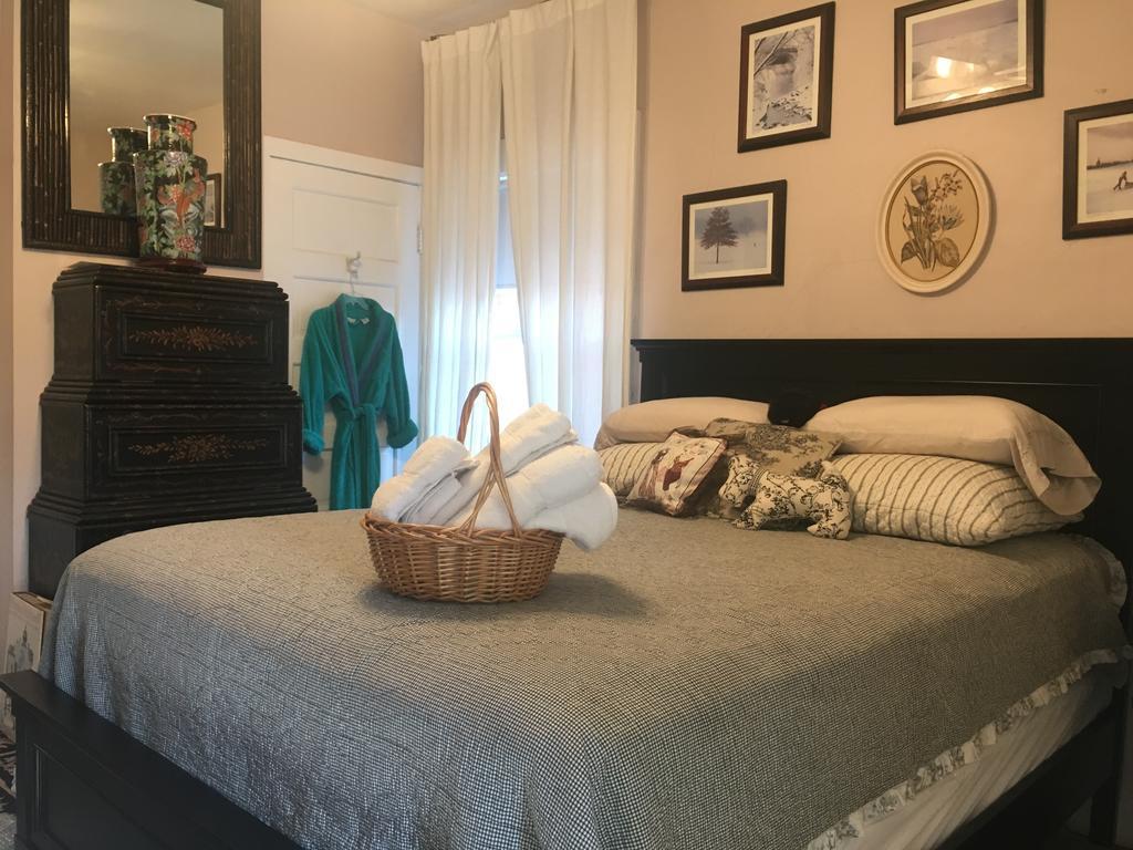 Bed & Breakfast Dresden Los Angeles