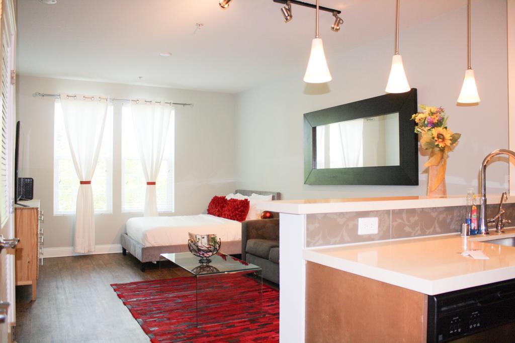 Franklin Tower Apartment Los Angeles