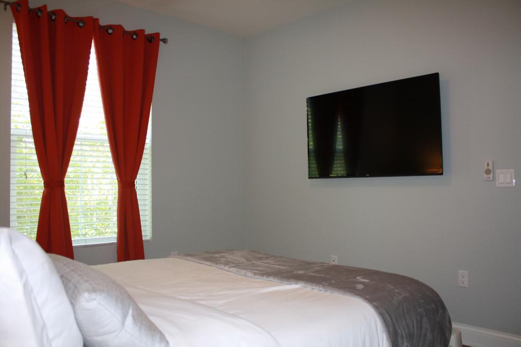 Franklin Tower Apartment *