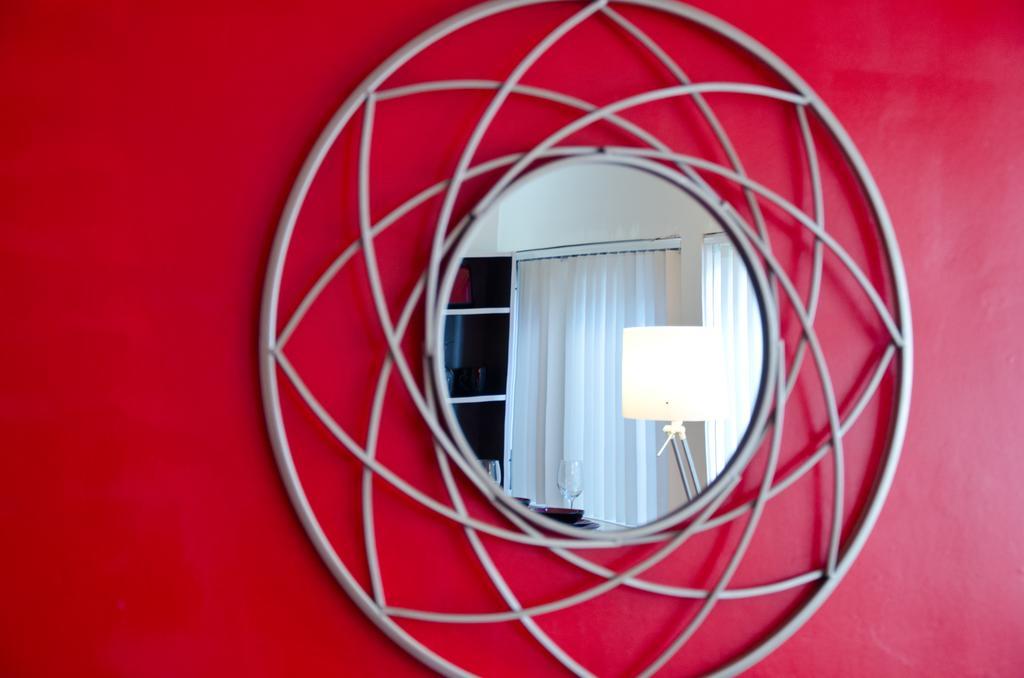 Delightful On Hollywood Blvd Apartment *