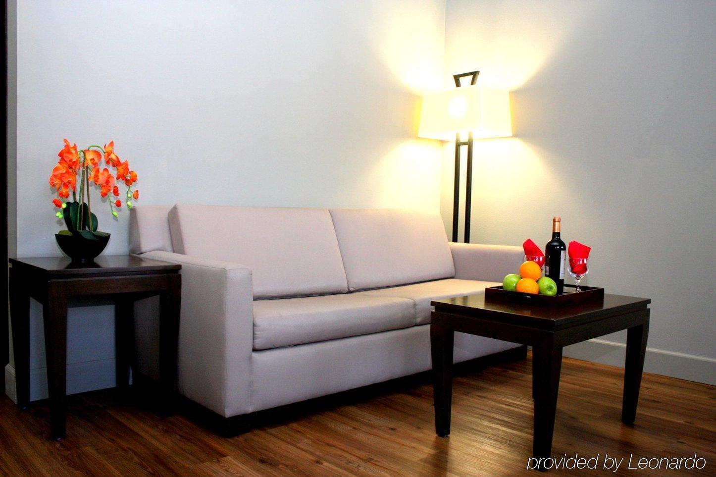 Blvd & - Walking Distance To Hollywood Walk Of Fame (adults Only) 4* Los Angeles