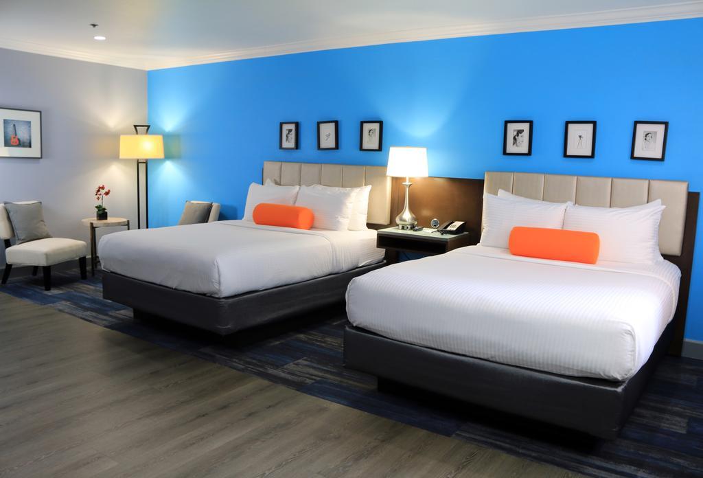 Blvd & - Walking Distance To Hollywood Walk Of Fame (adults Only) 4* Los Angeles