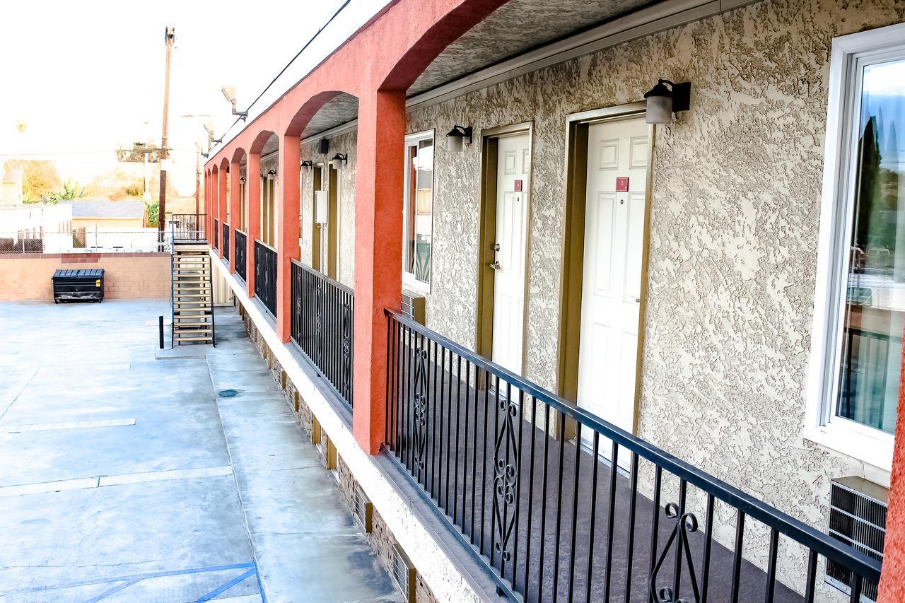 Parlour Motel