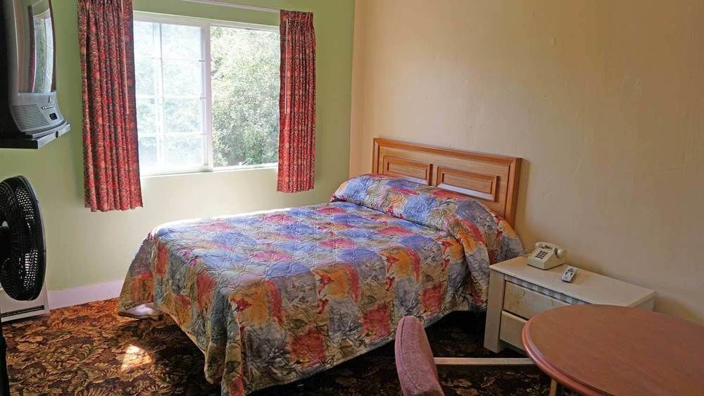 Hollywood Roxy Motel 2*