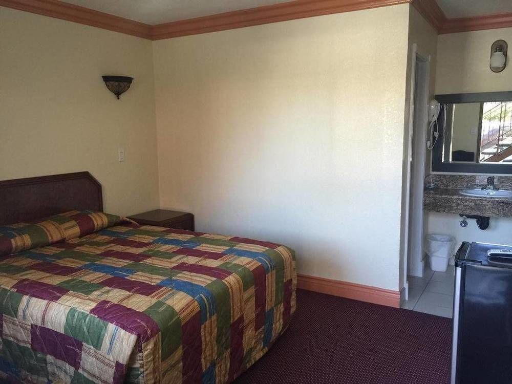 Travel Inn * Los Angeles