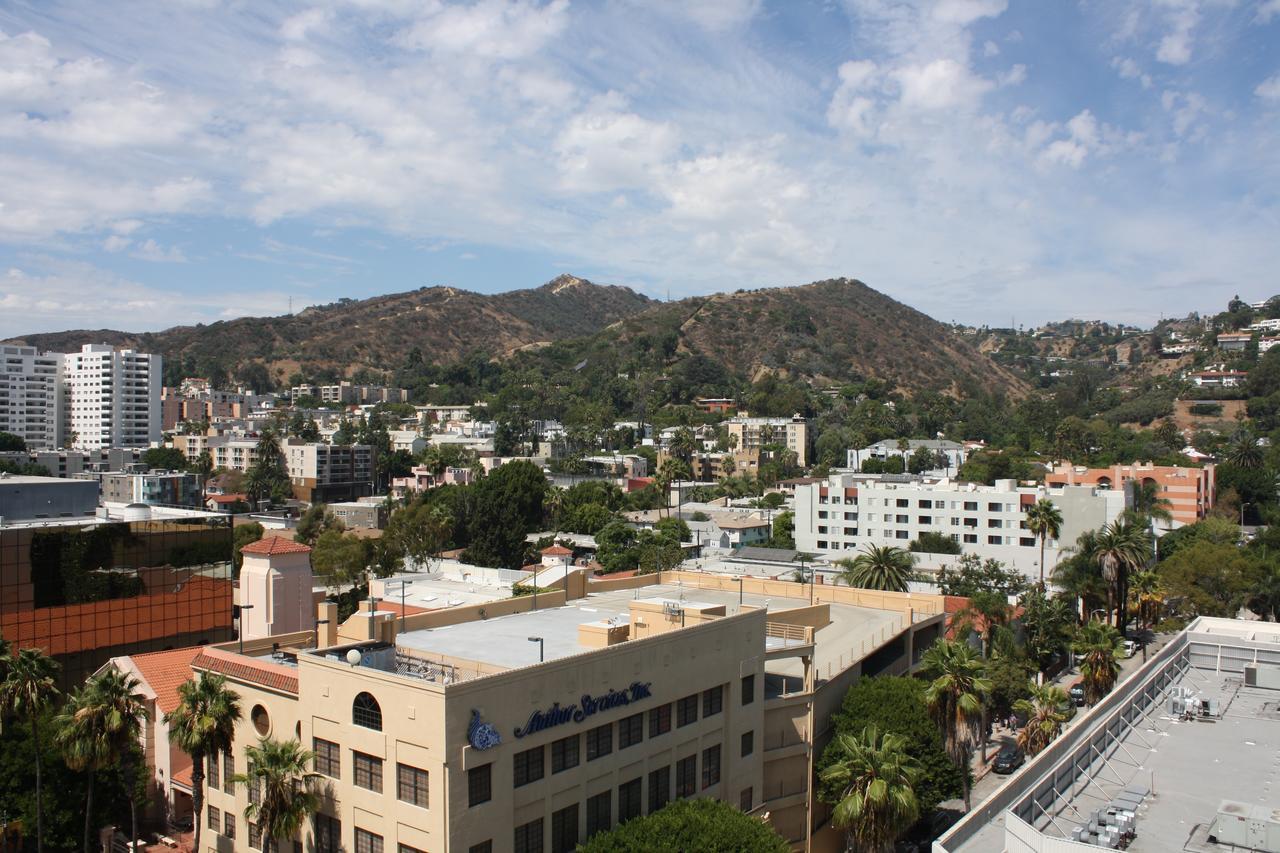 Heart Of Hollywood Apartment