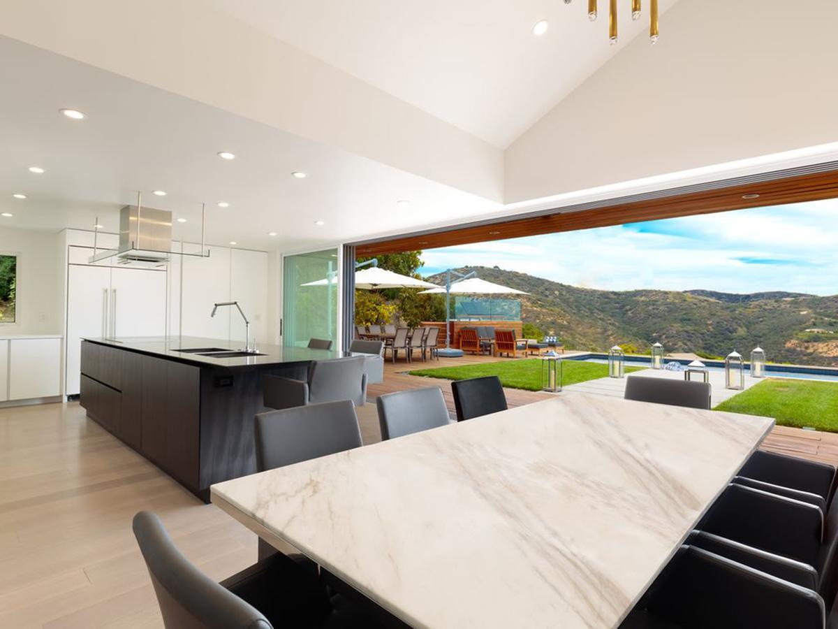 Woodland Villa Los Angeles