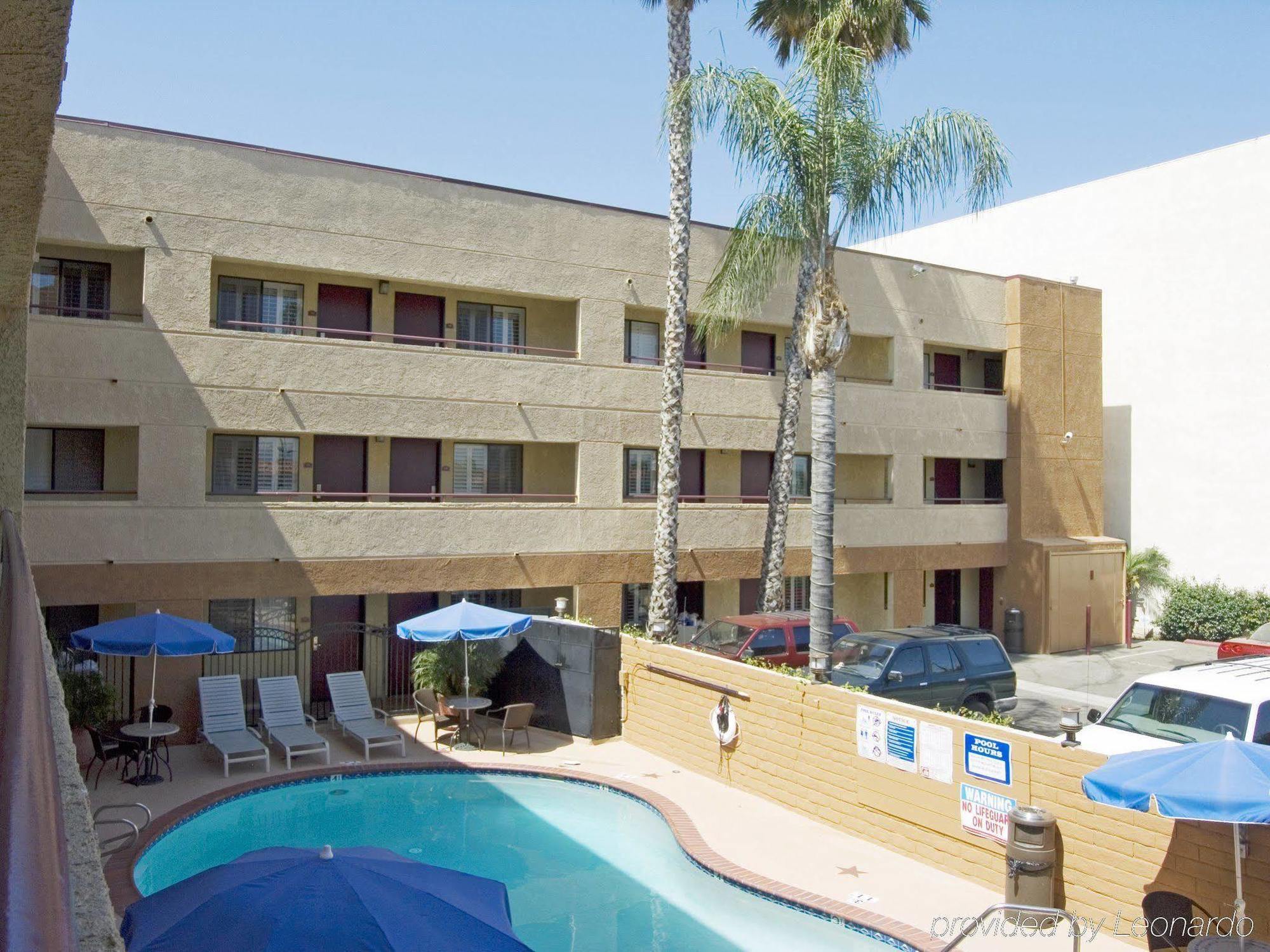 Travelodge By Wyndham Chatsworth Hotel 2*
