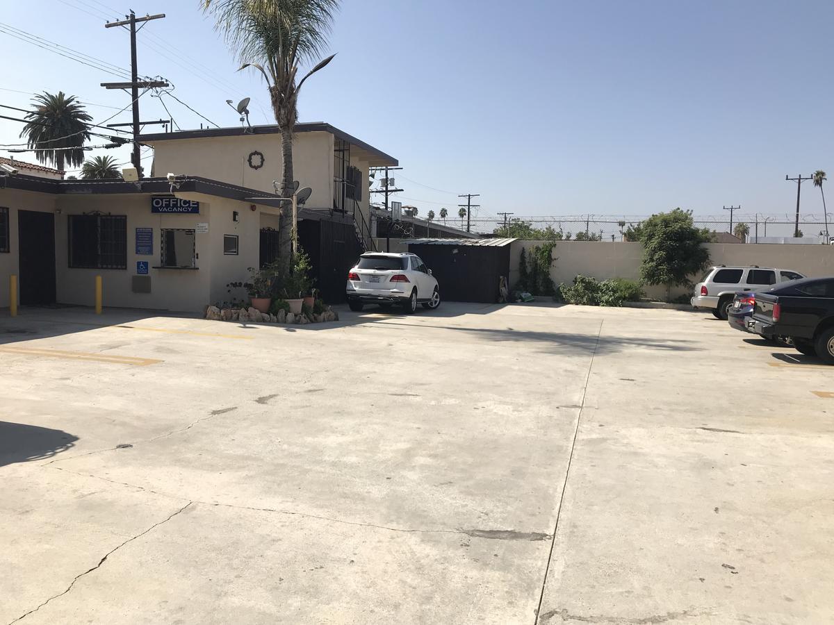 Stallion Motel