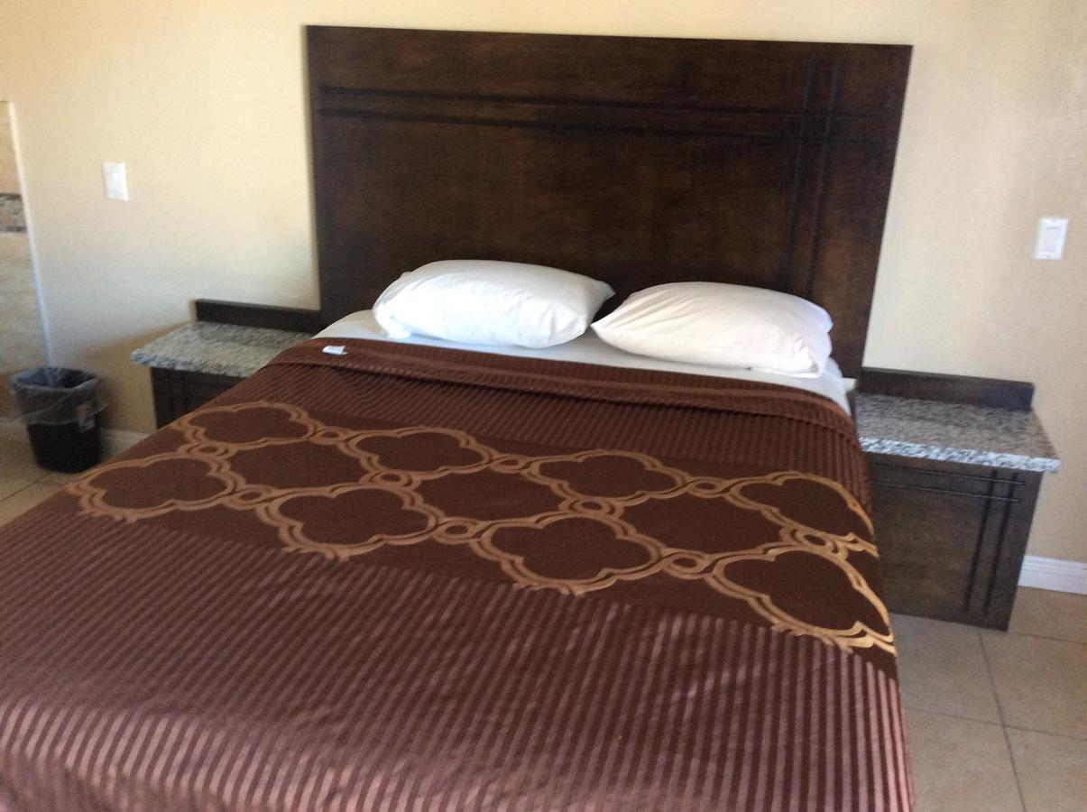 Stallion Motel