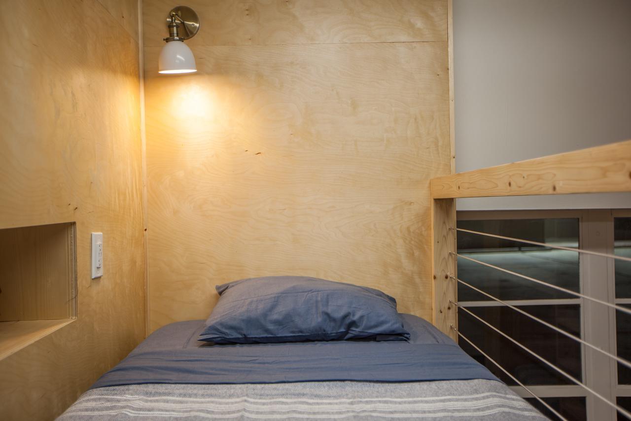 Dormshare * Los Angeles
