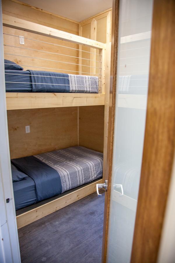 Dormshare *