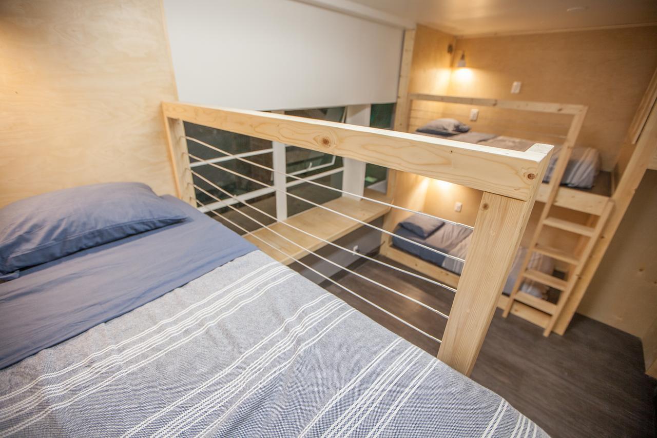 Dormshare Hostel *