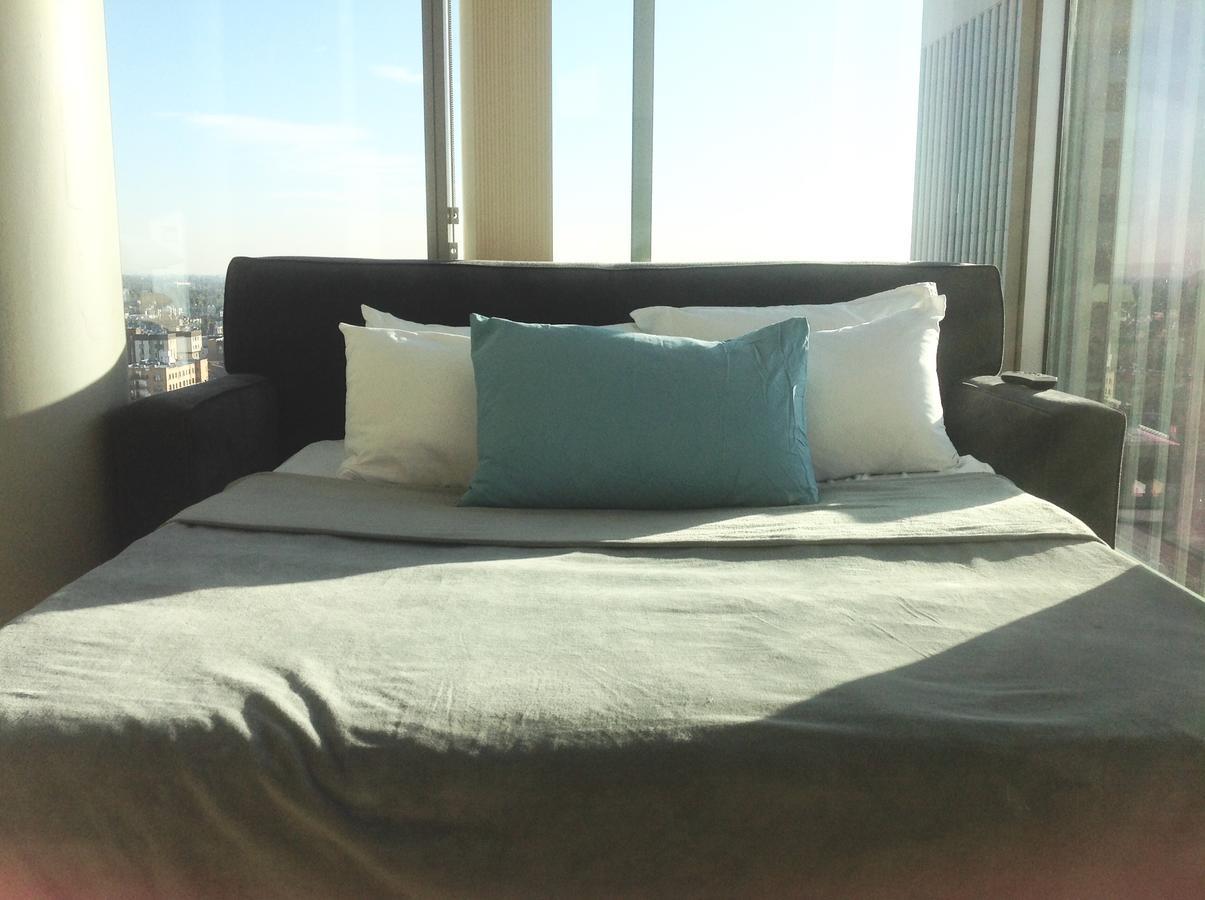 High Rise City View Apartment Los Angeles