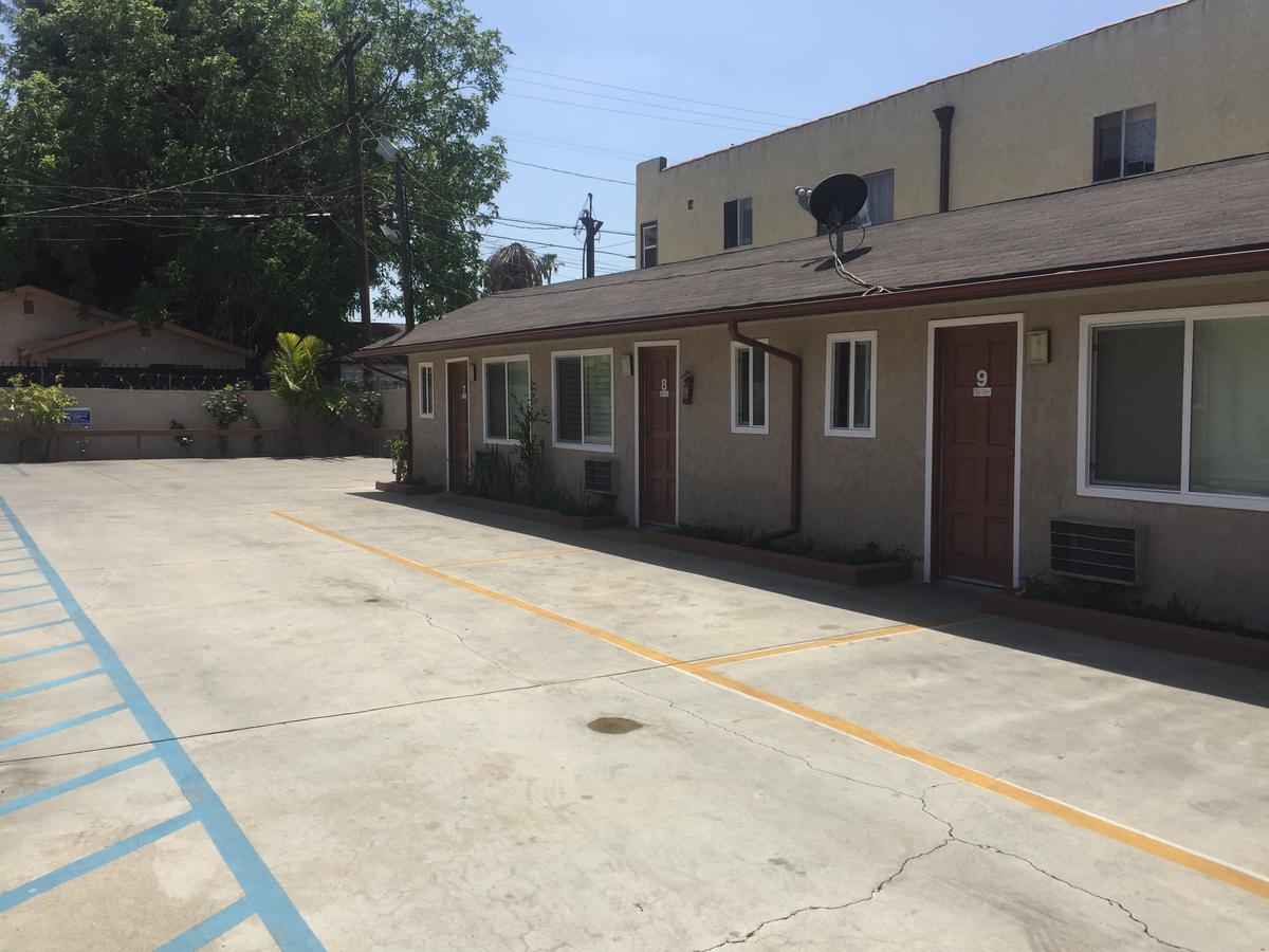One Ten Motel