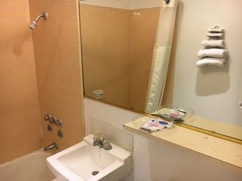 Motel Guest Harbor Inn- Port Of Los Angeles San Pedro *