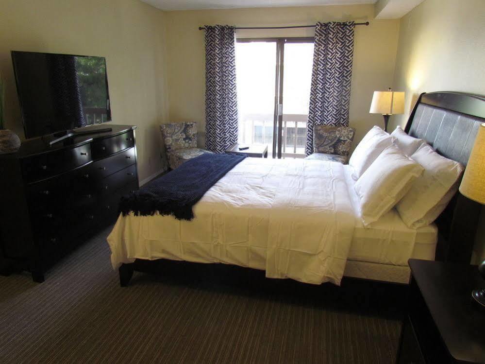 La/Beverly Hills Hotel Style Suite Hotel