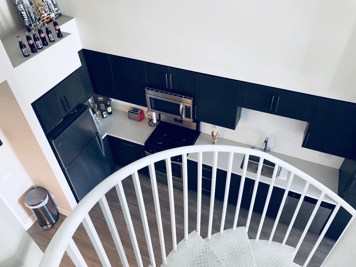 2 Story Loft * Los Angeles
