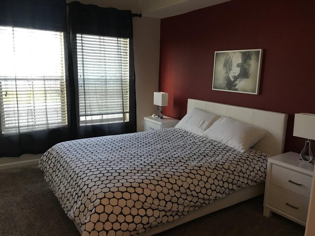 Luxury Near The Grove