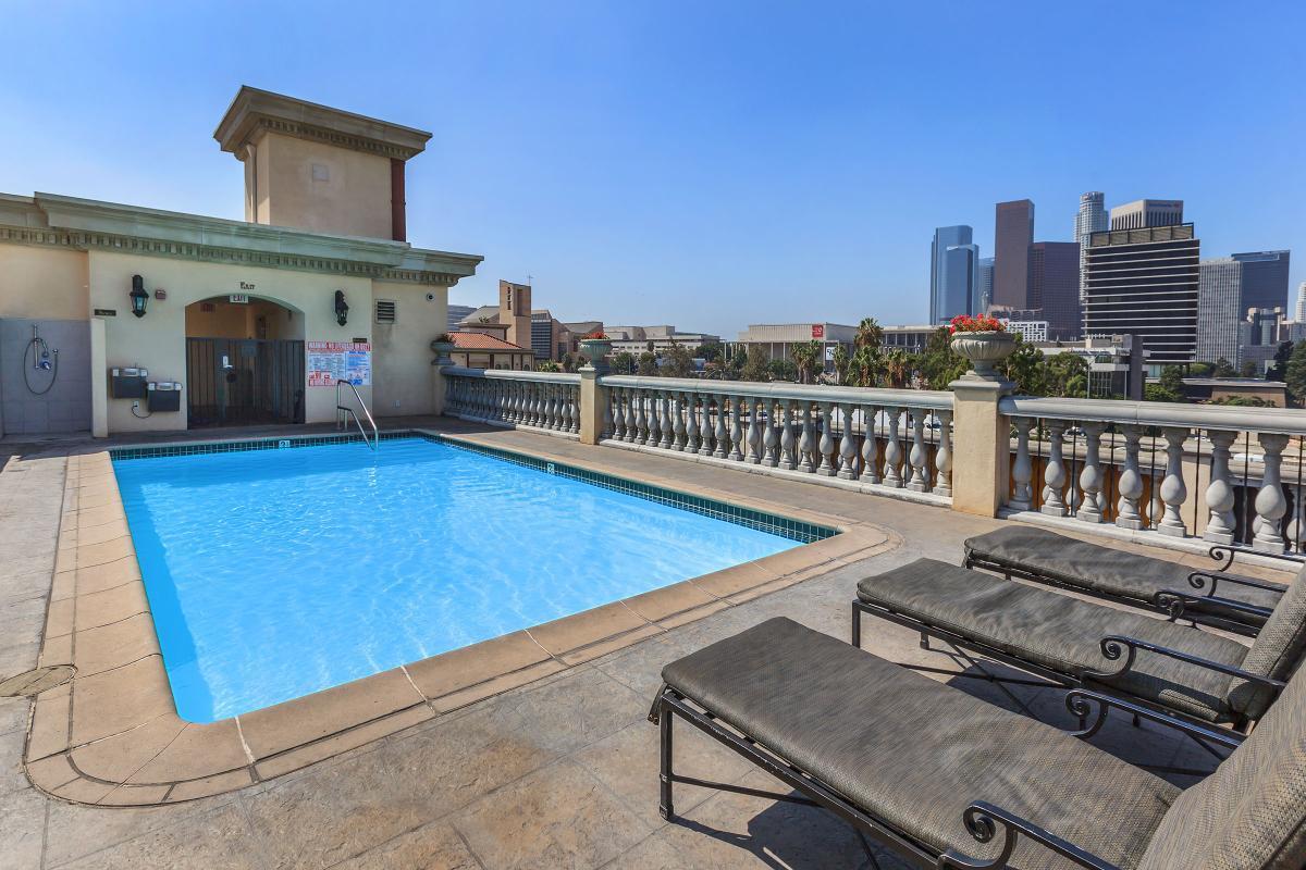Luxury Oasis Apartment *