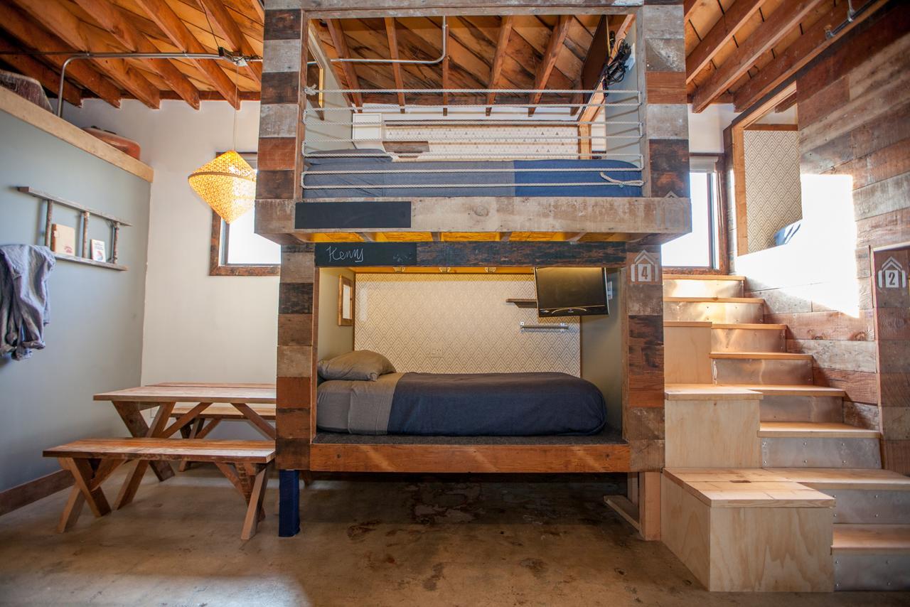 Podshare East Hollywood Los Angeles