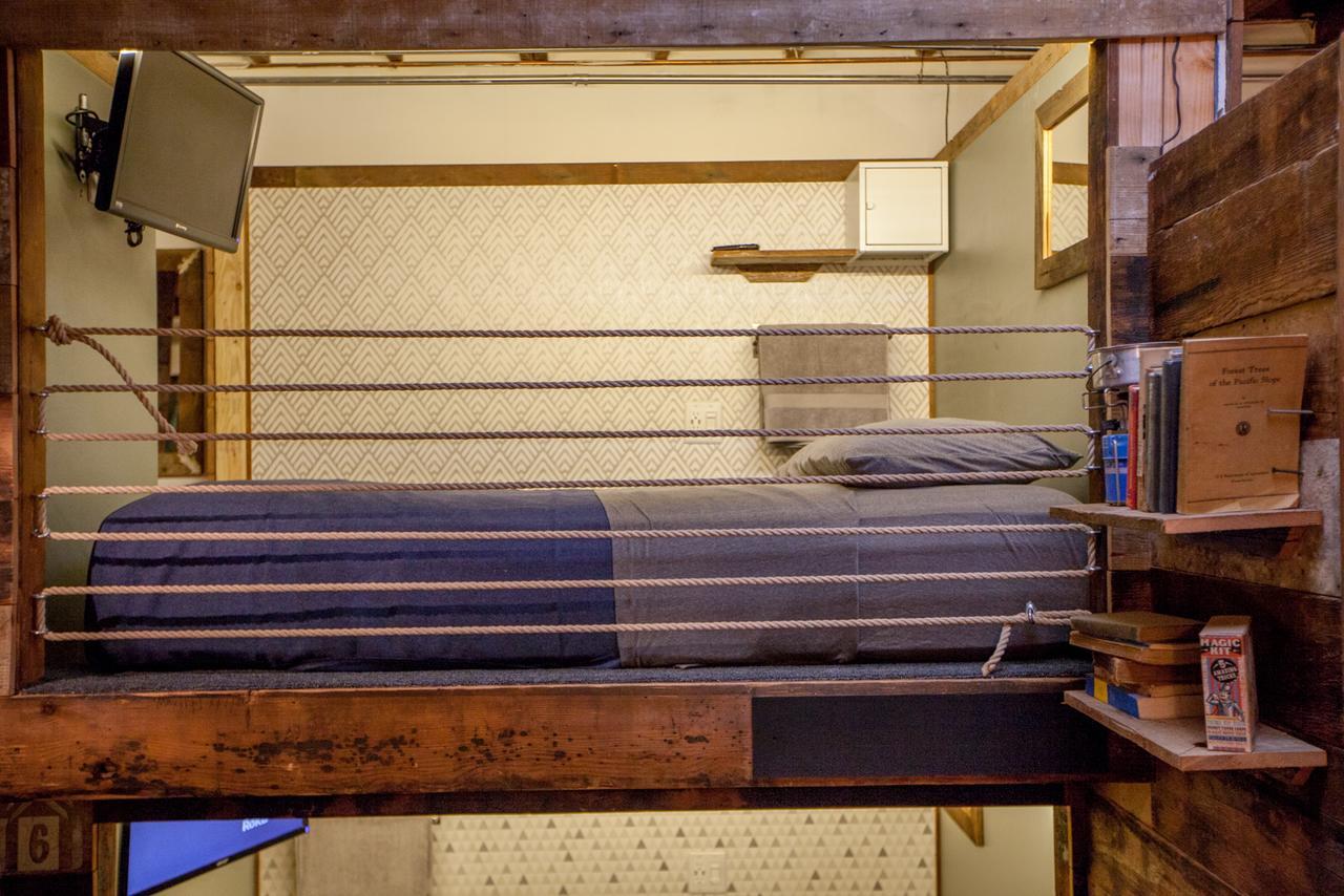 Hostel Podshare East Hollywood Los Angeles