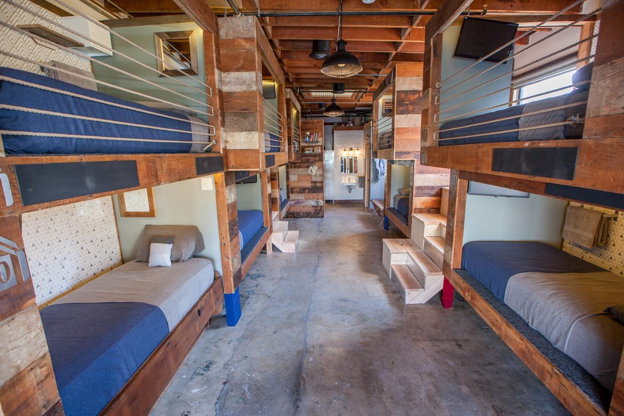 Podshare East Hollywood Hostel