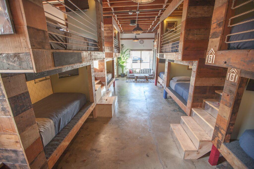 Hostel Podshare East Hollywood
