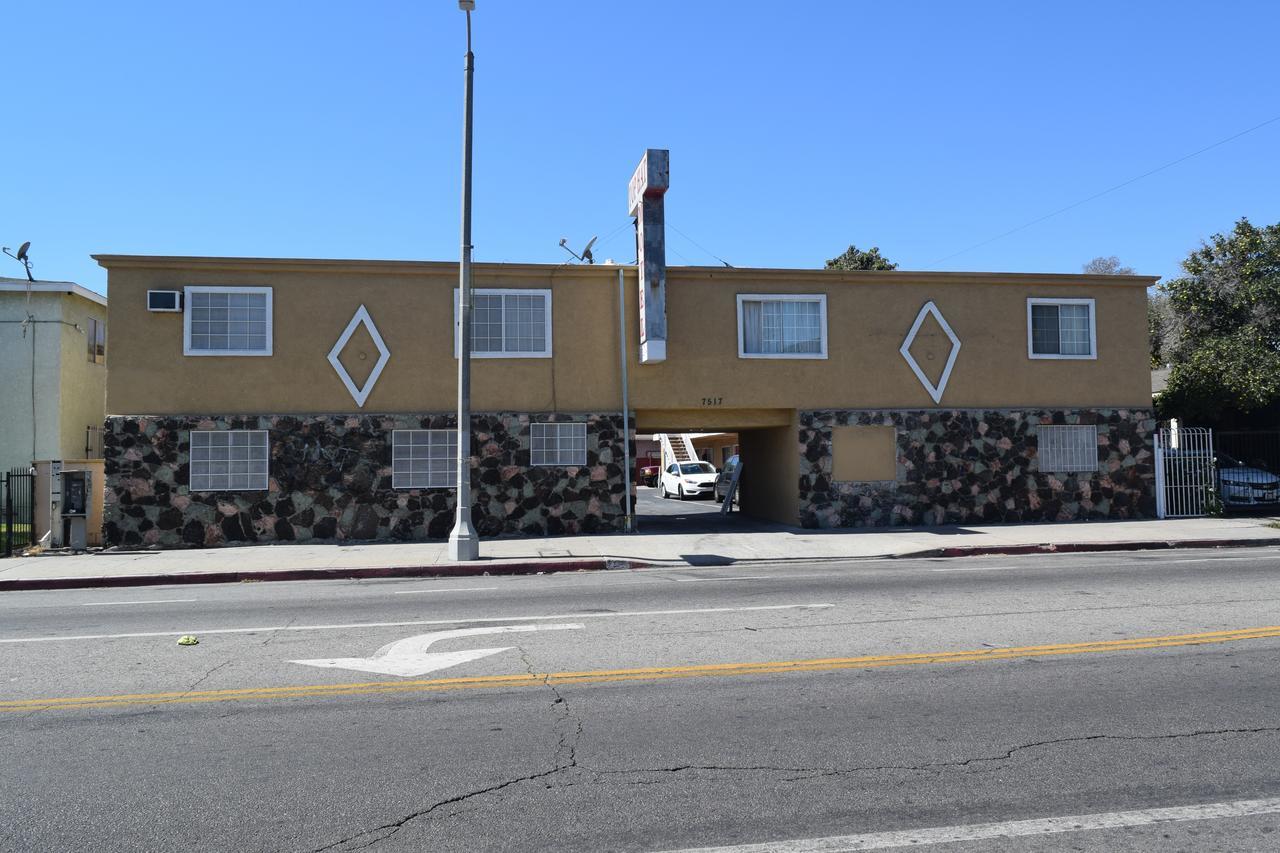 Top Hat Motel Los Angeles