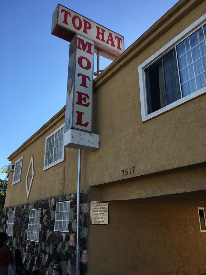 Motel Top Hat Motel