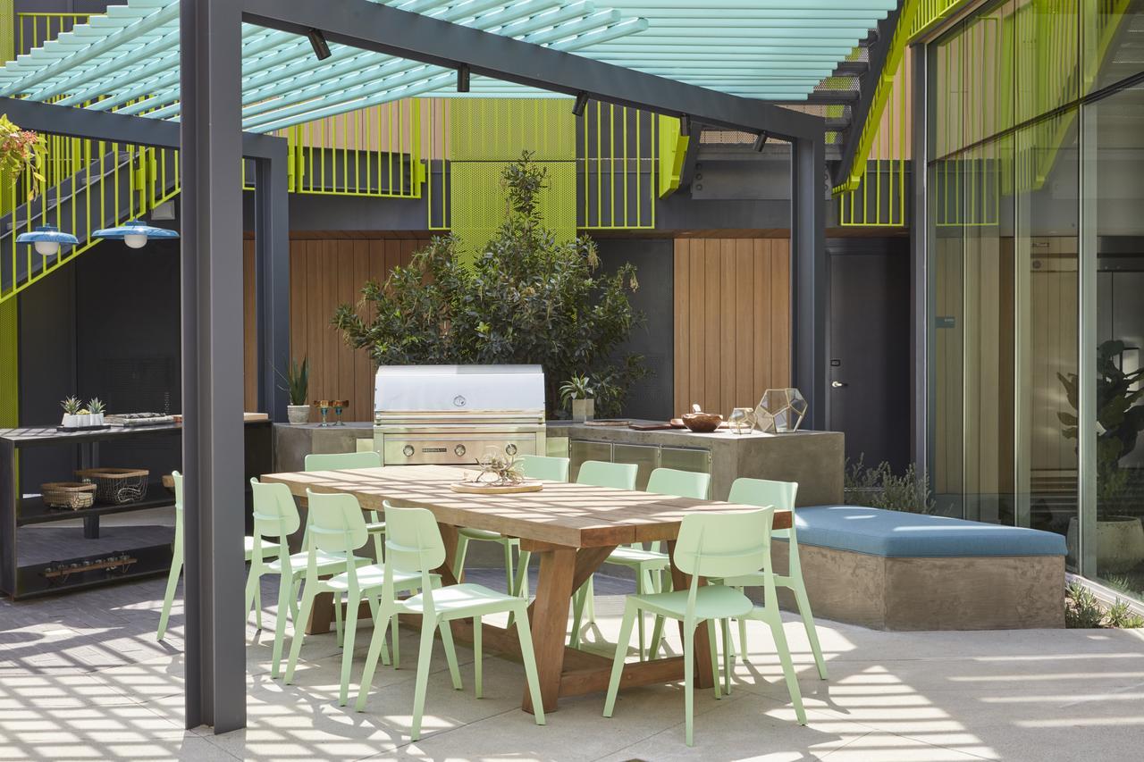 Mayumi 3* Los Angeles