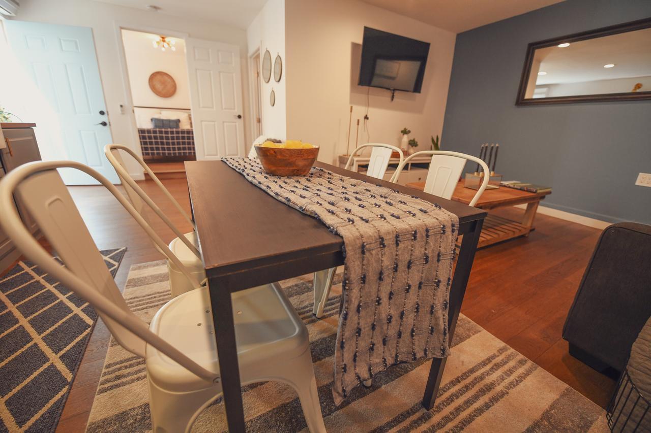 Charming Valley Village Permit # Hsr Two Three Zero Zero 2794 Casa de hóspedes *