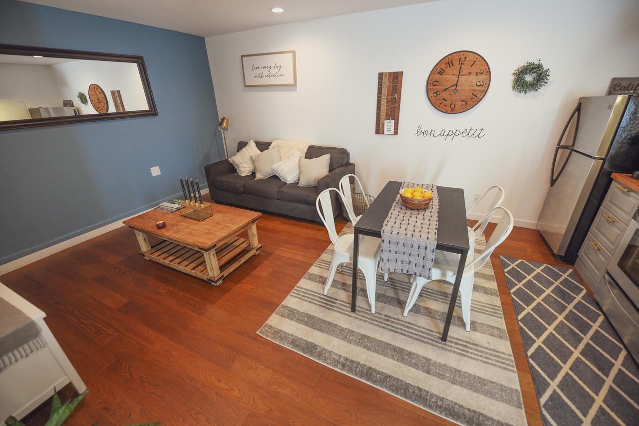 Charming Valley Village Permit # Hsr Two Three Zero Zero 2794 Casa de hóspedes