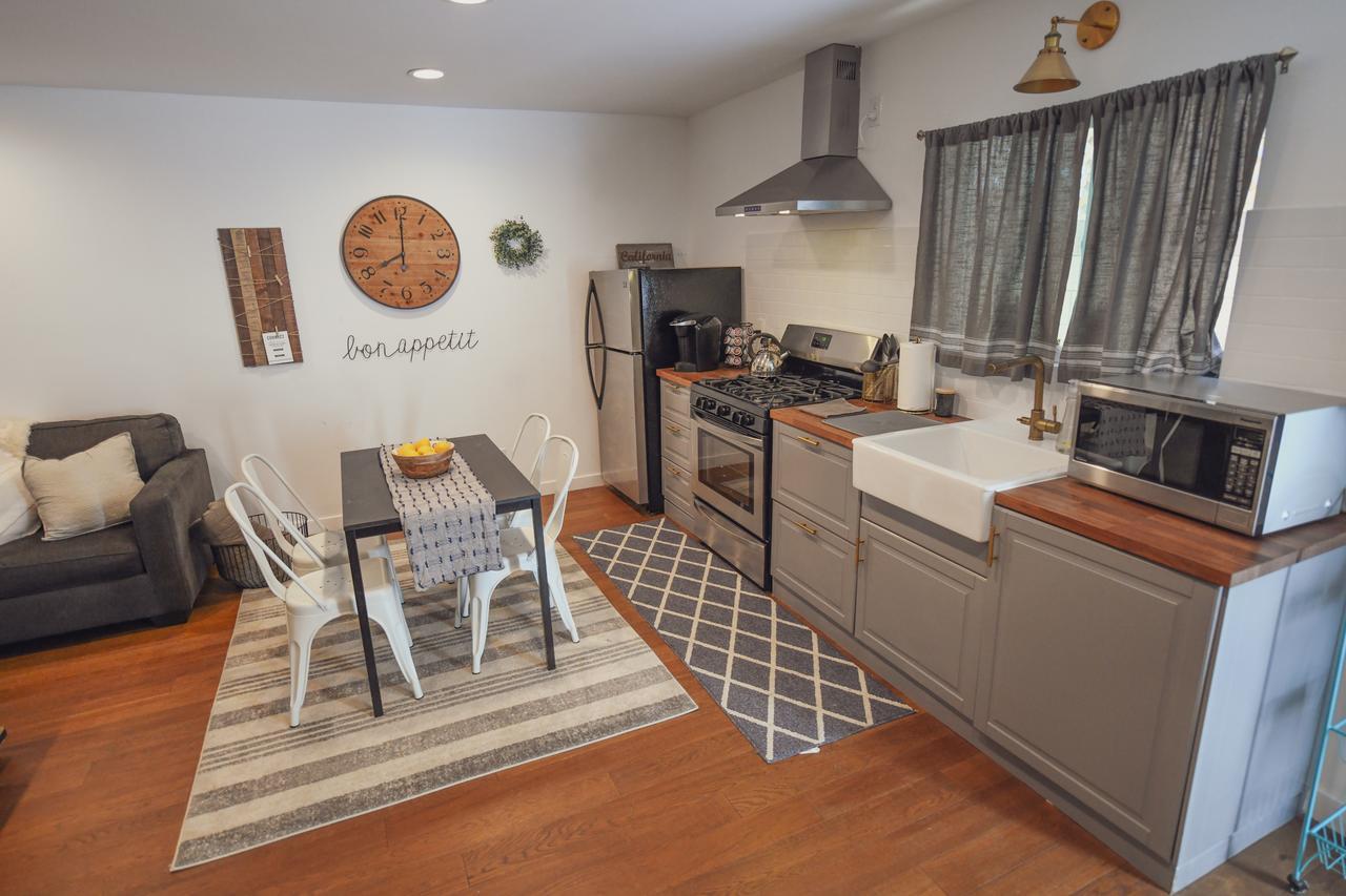 Charming Valley Village Permit # Hsr Two Three Zero Zero 2794 Casa de hóspedes *