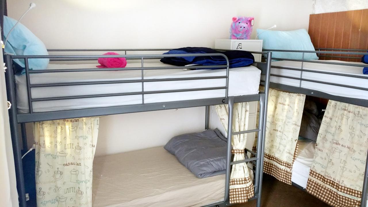 Hollywood Shine Hostel