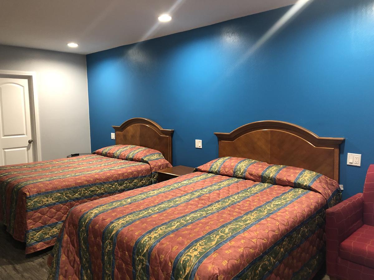 Deano's Motel