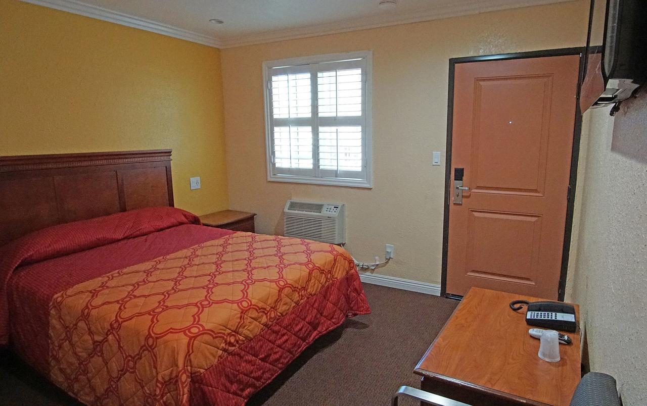 Motel Rosa Bell - Angeles 2*